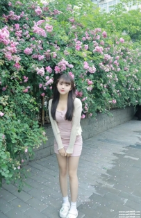 台南外送茶：恩恩 164 C 45 23歲 時髦亮麗美腿音樂系妹 粉讚的身材粉優質的外貌 主動