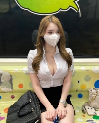 台北熱推妹：安妮 166-48-D-28歲 老闆秘書 打扮性感 十足騷貨