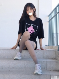 高雄學生妹：梓柔 156cm C奶 44kg 19歲 你的寶貝等你來玩呦