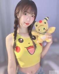 高雄外送茶：玄子 158.C+.43.20歲 粉嫩貧乳磨人小妖精~粉嫩多汁 穴緊 很淫蕩