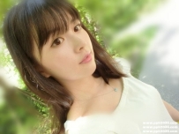 台中貧窮女學生：秀秀 157 B+ 44 19歲 清純甜美外貌很優 身材苗條 堅強嬌小