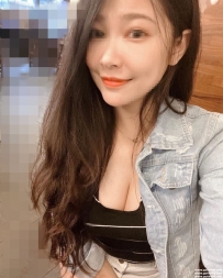 新竹熱推茶：朵拉 163.47.D.26歲 客服正妹.櫻桃小嘴吸舔肉棒...