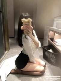 台北美腿茶：白白 160 C+ 25歲 大奶前凸後翹 口交 親親 摸穴 LG 品鮑 69 超敢玩