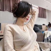 台中大奶外送茶-肉慾人妻"郁芬" 身材:166.E.48.31歲 於能秒殺也能慢慢品嘗的床技高手!