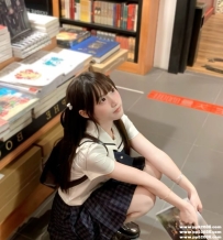 外約學生妹：妮曼 156 B 42 19歲 清純甜美 嬌小 青春幼齒 誘惑力十足 活潑 健談