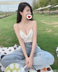 台中美腿外拍：甜心167cm D奶 23歲 高顏值正妹 69 口爆 顏射...