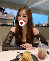 高雄外送叫小姐：夏薇 164 C+ 50 32歲 身材苗條 小穴淫水超多