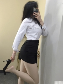 台中外送茶：布丁 165 C+ 28歲 氣質極佳的輕熟女 美腿 很熱情很主動 騷勁十足