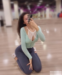 台中色色空姐：雅文 166cm D奶 27歲 身材性感 性慾很強 超級騷