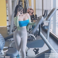 台中健身教練：芷柏 163 E 50 26歲 蜜汁大腿 水蛇腰 籃球巨乳