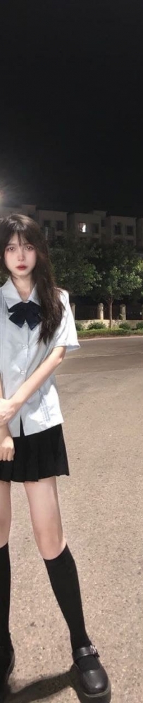 彰化學生妹：夢蝶 160 B 19歲 大學生 剛升上大學 配合度高