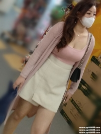 彰化大奶熟女：阿雅160-E-48-31歲 技巧很讚  服務一級棒