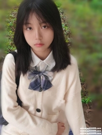 台北學生妹· 犯罪系列【瑤瑤】153.43.B.18歲 甜美可愛 小隻馬 粉鮑 幹起來超刺激 爽