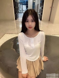 #高雄試車妹妹：曼曼 156 C 43 19歲 #甜美清純外表 身材小隻有料 舌頭很會挑逗 含舔吸