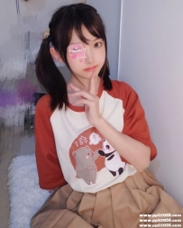台北幼齒學生：小米 154 44 B奶 18歲 清純可愛 服務態度很好