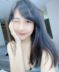 台中性感人妻：米莉 158 D 45 28歲 皮膚白 身材勻稱有料 很主動掰穴任你吸舔+插入