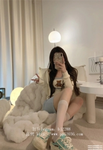 美腿正妹：汐黎167.44.C.21歲骨感好身材 纖細大長腿 膚白貌美
