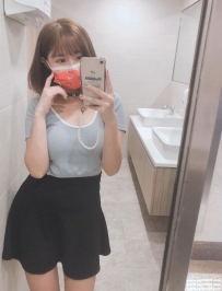 高雄正妹：諾諾 163.D.25歲 實習醫師 服務主動積極 配合度高