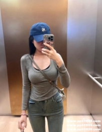 新竹美腿茶：丹娜 163.D.47.25歲 年輕甜美 簡單生活裝扮 不會很騷 身體特別的敏感