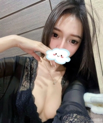 性感輕熟女：曼琳165.34D.48.32歲 成熟女人的風韻中帶著一絲小性感