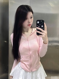 台北美腿正妹：婷婷 158.44.C.22歲 清新可人 一線美鮑 皮膚白 美腿 電力百分百