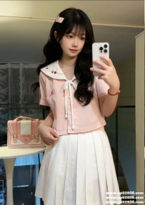 台北幼齒學生妹：香香 158 A 20歲 #年輕嬌小學生妹初下海 清純可愛 讓你欲求不滿！