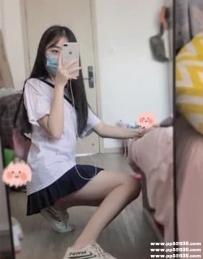 新竹剛畢業的大學生：小煙 162/C/22y 膚白貌美 纖瘦 短期兼職