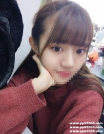 台中清純學妹：然然157cm C奶 20歲 42kg 嬌小可愛帶點萌 夠主動