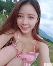 台北優質正妹：叮叮 160.D.45.24歲 甜美 性感鎖骨美乳牙醫助理 甜美笑容太可愛！