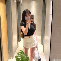 #高雄推薦 ：娜可 160cm 45kg D奶 23歲 #大奶 會搖 接受69 口技棒棒噠 讓人欲罷不能