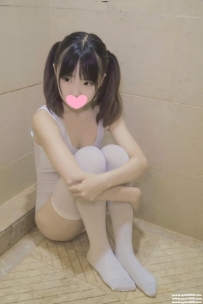 台北幼齒蘿莉：小玉 155cm.C杯.19歲.44kg #娃娃臉幼齒蘿莉 #全身白皙粉嫩 #已成年