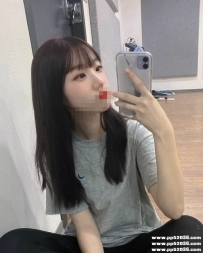 台中熱推妹：璇璇 160cm B+ 22歲 口交技術超級好 服務很讚