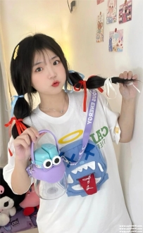 台北蘿莉系：優子 156.B.42.19歲 乖巧白皙der學生妹 蜜穴超嫩 超緊 水超多的 配合度高