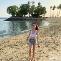 台中長腿麻豆：艾薇兒166-D-26歲鉛筆腿 水滴奶 尺度玩很開...