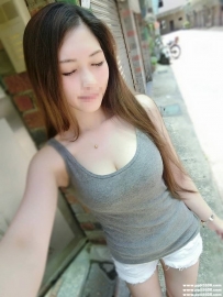 台南專屬：娜娜162cm.Dcup.23歲#氣質正妹兼職 床上功夫很好噢