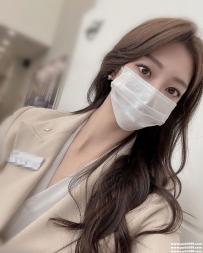 ?新品“企業高管”秀文 165.47kg.C.27歲 氣質高管正妹 顏值優佳 皮膚白 初次下海