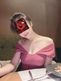 台中大奶人妻：天使 164 E+奶 27歲 猖狂辣妹 服務屬於大尺度玩者 性慾超強