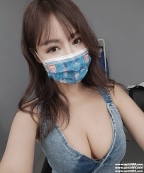 高雄爆乳茶：可蘭160 E 28歲 純慾女生想要被插被幹到翻白眼