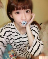 台北幼齒嫩妹：小小 158 C 18歲學生妹 清純 可愛 甜美 小嫩穴