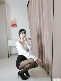 台北OL正妹：奕晨166.C.47.24歲翹臀美腿 配合度絕對百分百的啦