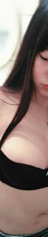 爆乳護理師：彩虹160.E+.26歲天然E奶 配合度高 愛床上運動哦