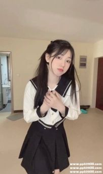 台北嬌小學生：若琪 158 C 44 19歲 超可愛甜美小隻馬 適合玩各種姿勢 主動誘惑你 淫蕩