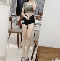 高雄大奶正妹：米蘭165.E.26歲 銀行職員 顔值高 膚白 大長腿