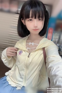 台北嬌小學生妹：星兒 155 B 40 19歲 學生妹 嬌小 卡哇伊 會夾 很耐操 重點配合度愛玩