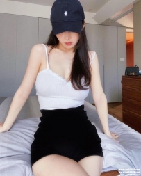 台中有一個JKf女郎報班  價位22k 身材168cm E奶 24歲 素質很讃