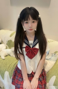 高雄清純學生：怡然 156 C 45 19歲 可愛 #青澀的妹妹愛愛次數很少 超級敏感而且容易濕