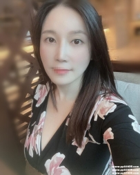台北氣質茶：劉詩詩 163cm D+ 33歲 氣質漂亮 皮膚白 成熟嫵媚的外形 身材超級棒 夠騷