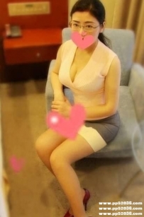 高雄大奶茶：小雨 163 E 29歲 #國中老師兼職 讓你物有所值