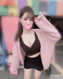 高雄熱推正妹：菲菲160-D-22歲 天使面容 魔鬼身材 服務夠主動