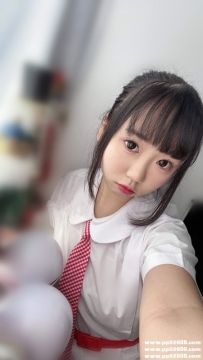 台中幼齒學生妹-米豆 157.42.C.19歲  乖巧白皙der學生妹 #皮膚白 讓你想要好好疼她